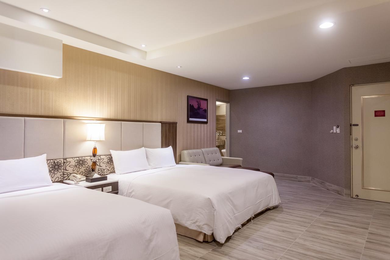 Maple Hotel Тайнань Екстер'єр фото