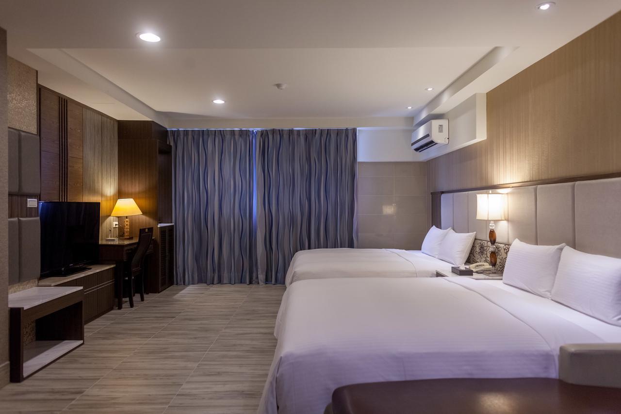 Maple Hotel Тайнань Екстер'єр фото