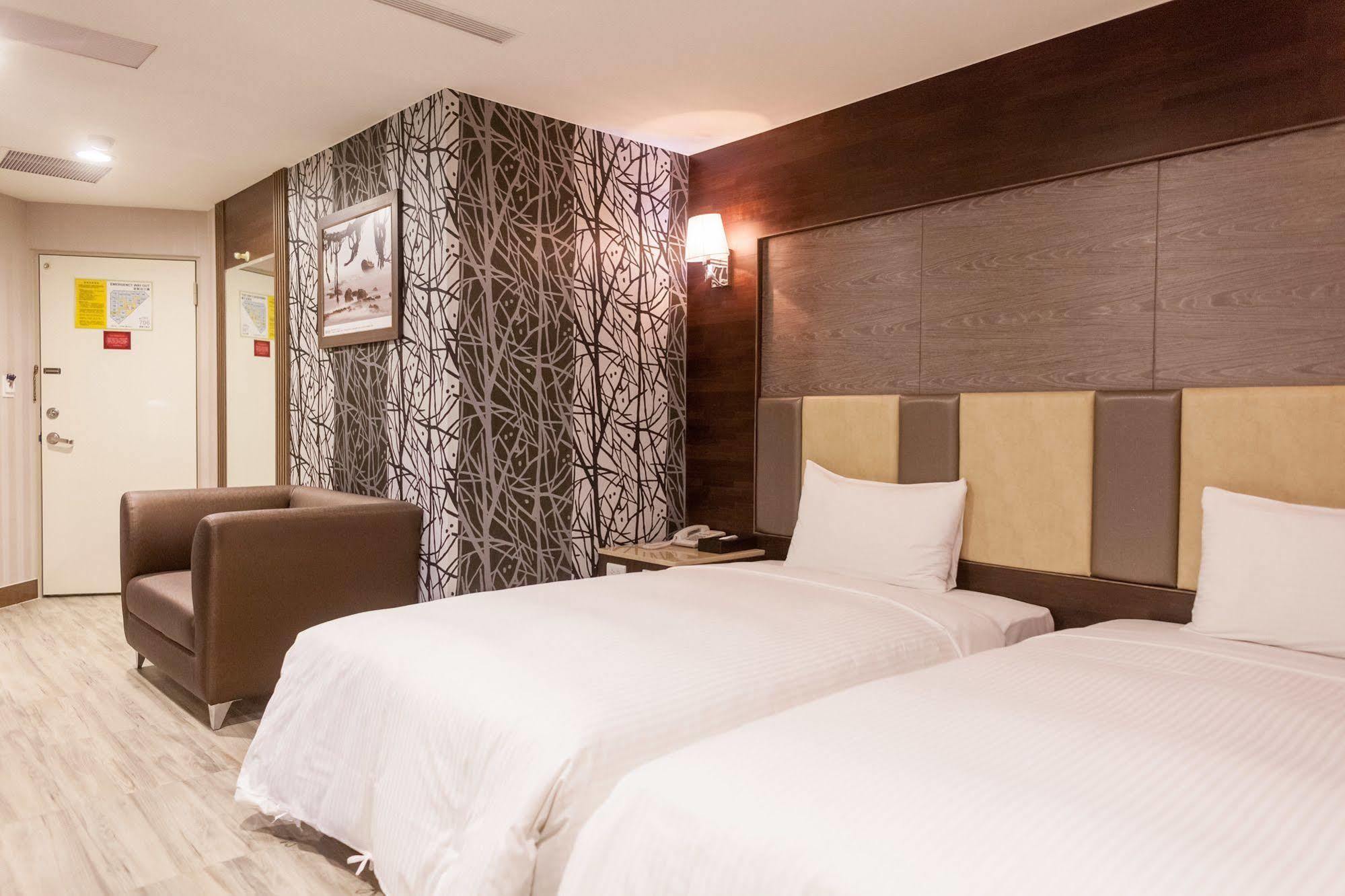 Maple Hotel Тайнань Екстер'єр фото